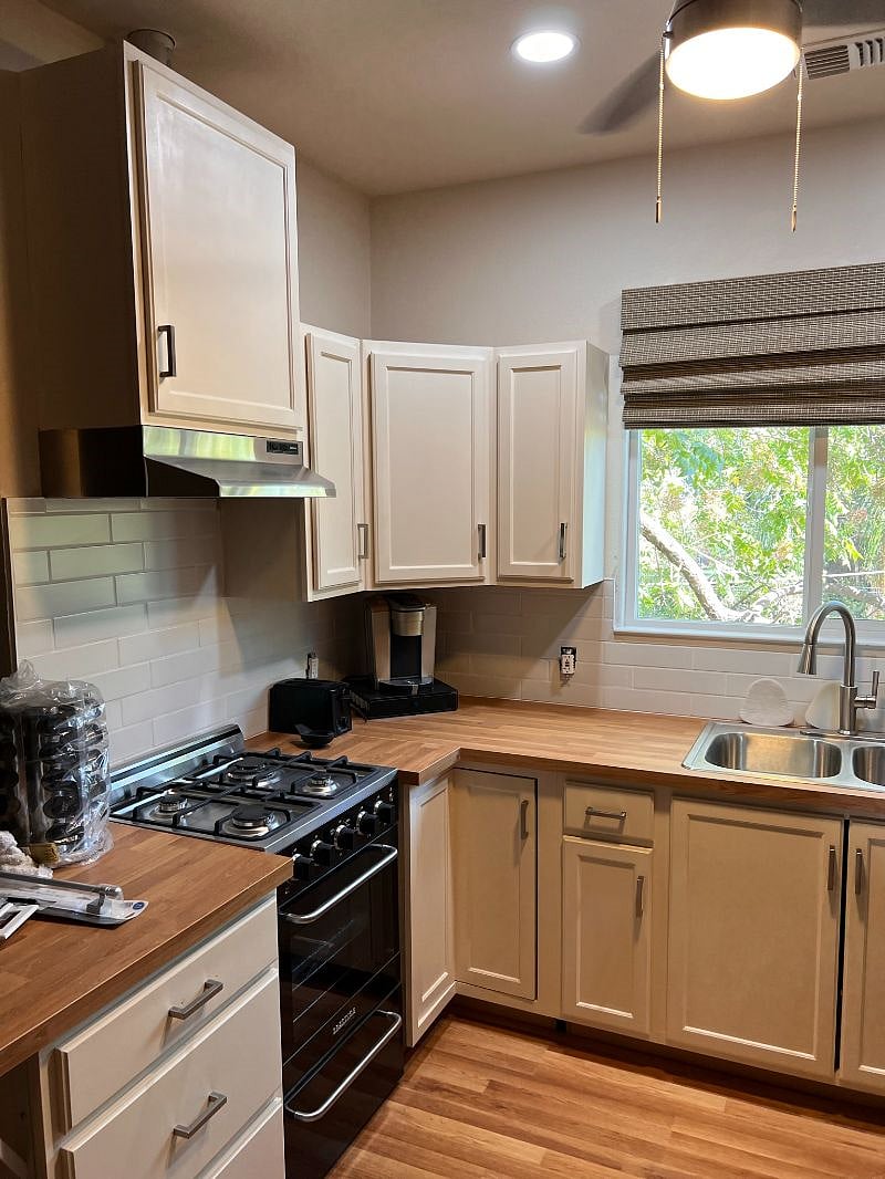 Furnished Finder property 370669_2 photo 16
