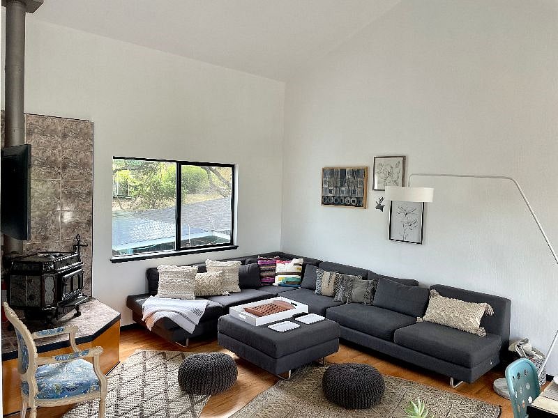 Furnished Finder property 370675_1 photo 11