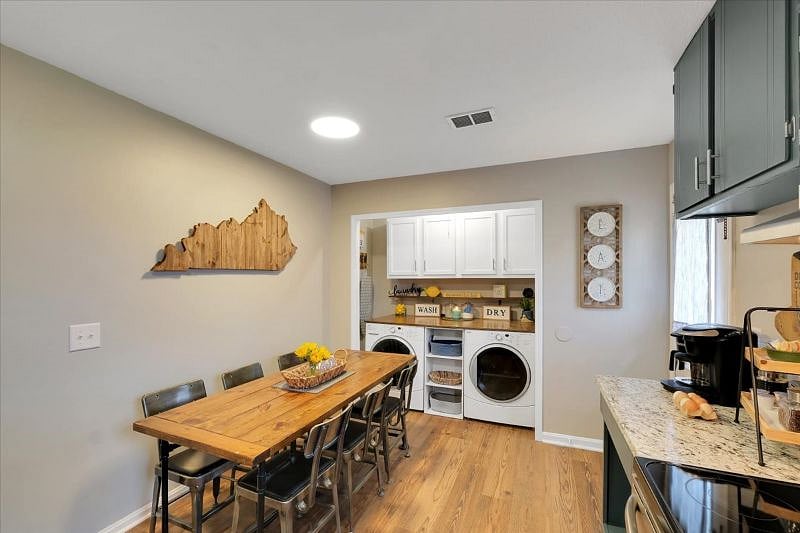 Furnished Finder property 370751_1 photo 9