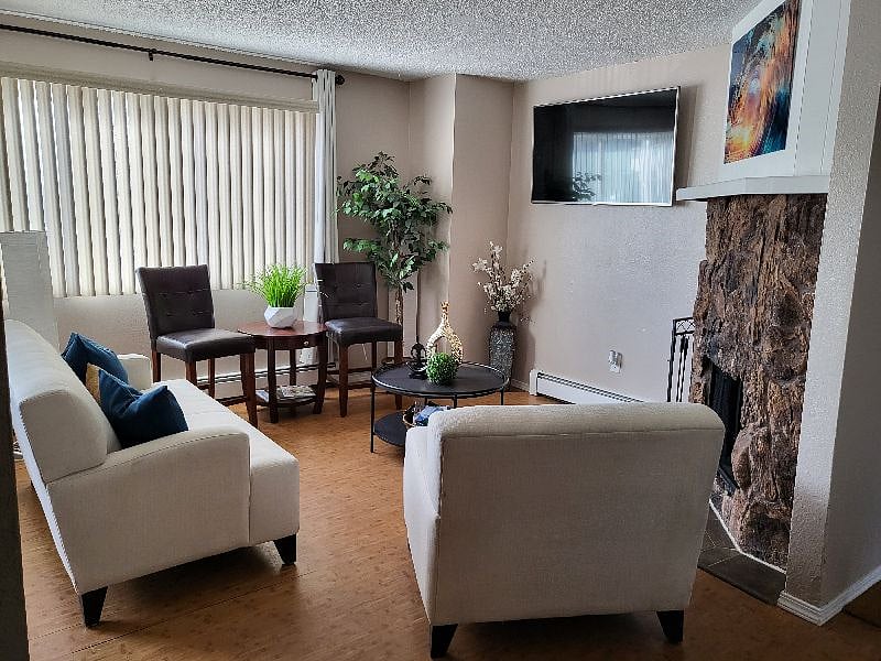 Furnished Finder property 370775_1 photo 3