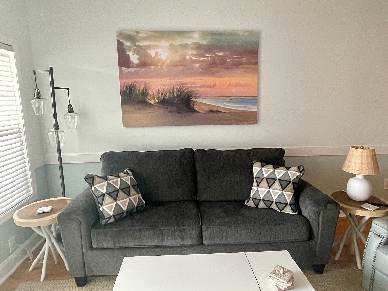 Living Room (Queen Pullout)