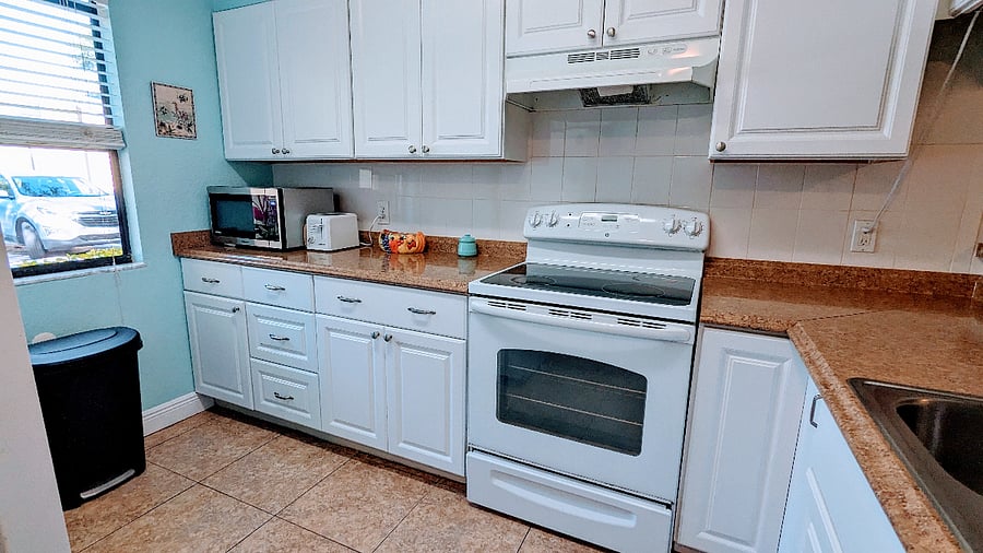 Furnished Finder property 370846_1 photo 4