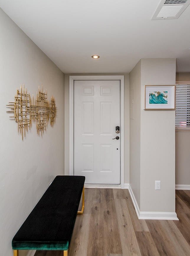 Furnished Finder property 370872_1 photo 25