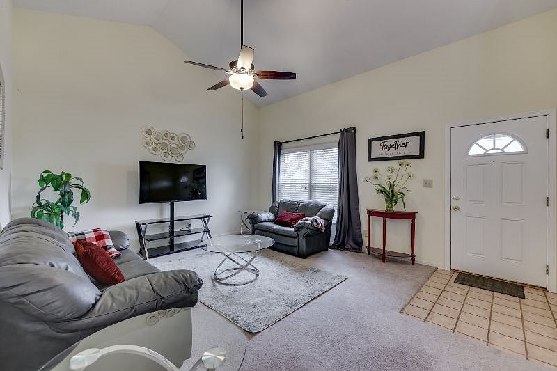 Furnished Finder property 370934_1 photo 9