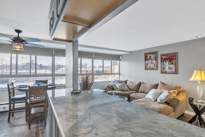 Furnished Finder property 370940_1 photo 1