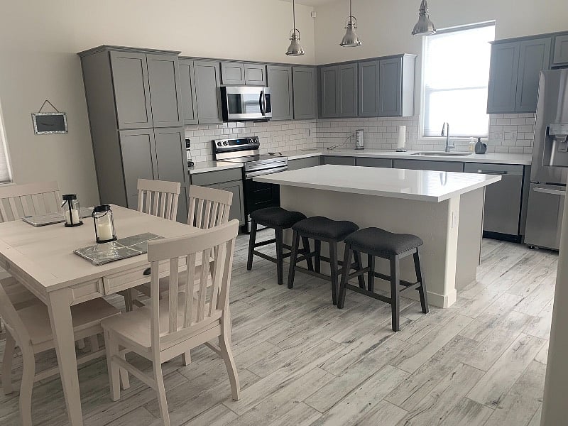 Furnished Finder property 370953_1 photo 16