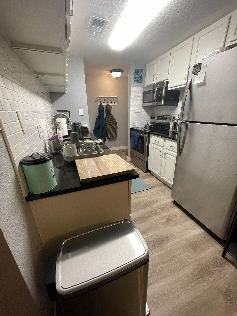 Furnished Finder property 371018_1 photo 5