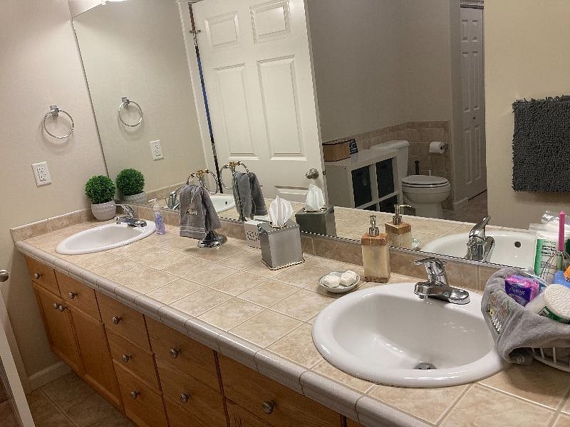 Furnished Finder property 371055_1 photo 11
