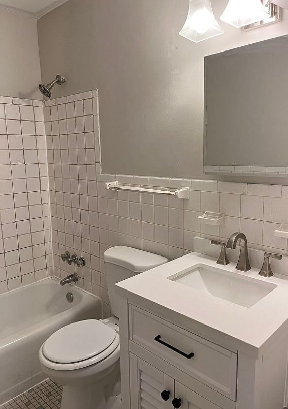 Furnished Finder property 371120_1 photo 11