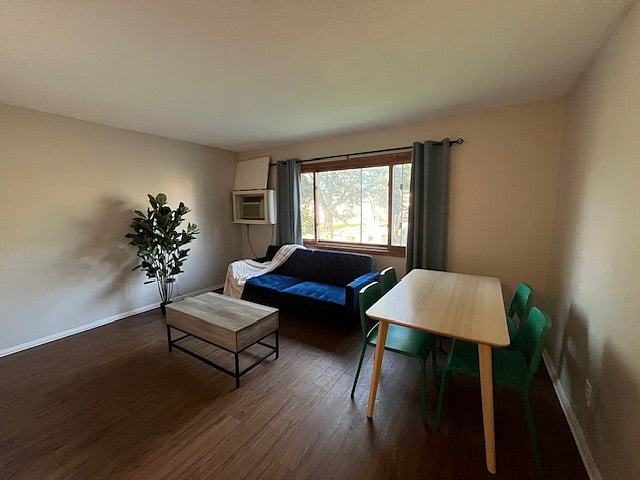Furnished Finder property 371120_11 photo 5