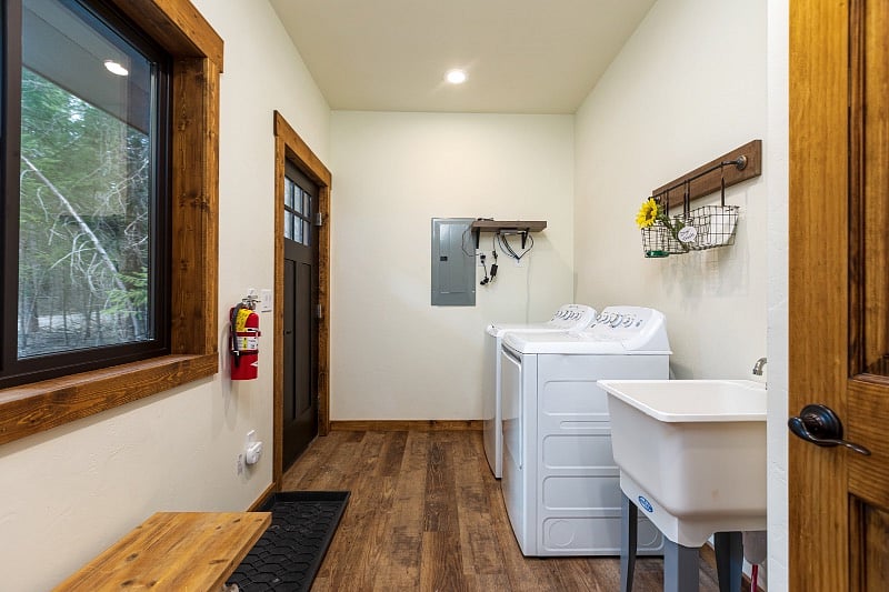 Furnished Finder property 371122_2 photo 8