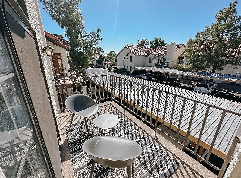 Enjoy Beautiful Sun Sets From Seating Area Off Of Living Room / Bed Room #1