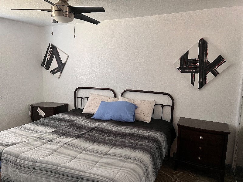 in-law unit Room