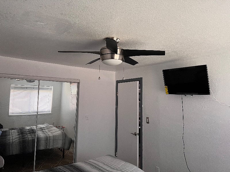 in-law unit room photo 2