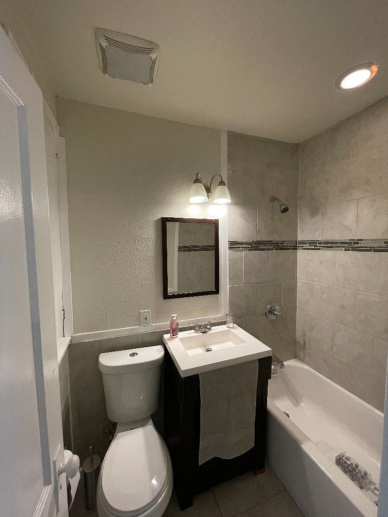 Furnished Finder property 371201_1 photo 12