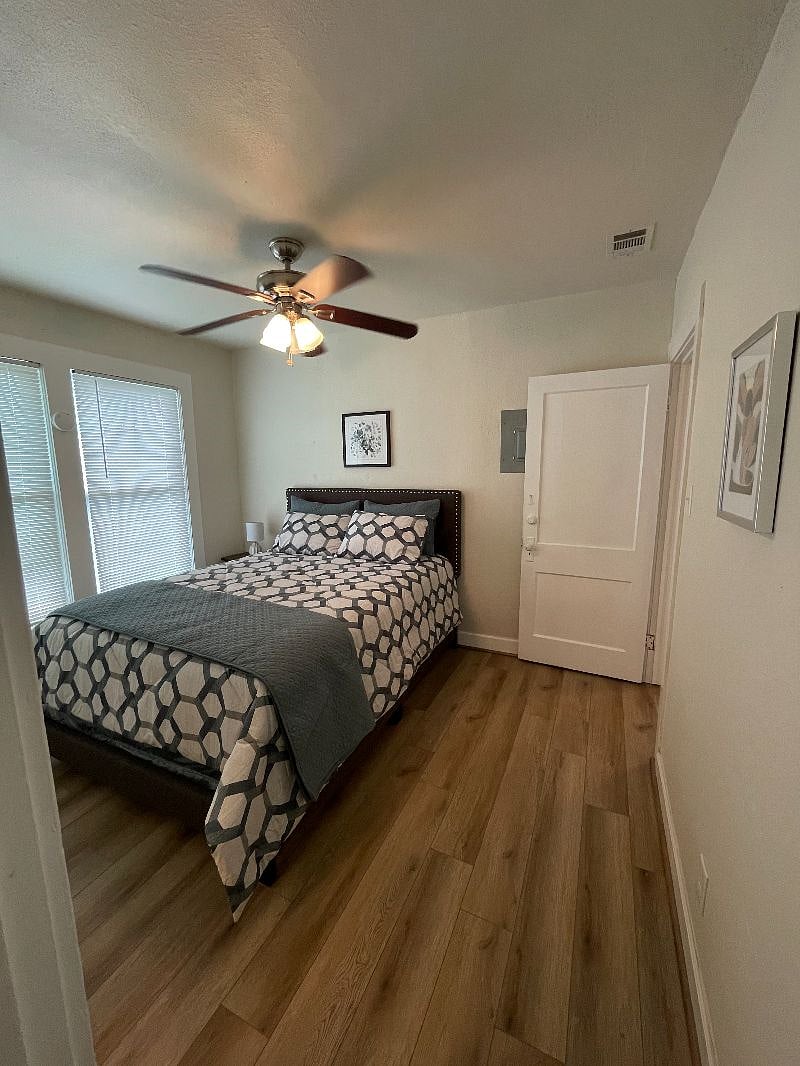 Furnished Finder property 371201_1 photo 10