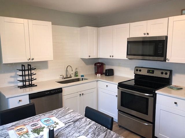 Furnished Finder property 371241_1 photo 6