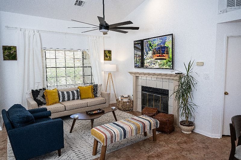 Furnished Finder property 371333_1 photo 3