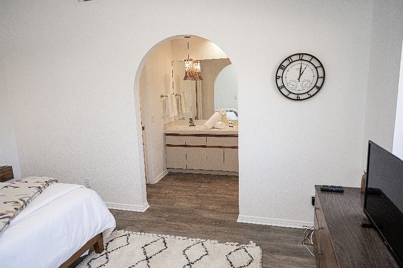 Furnished Finder property 371333_1 photo 9