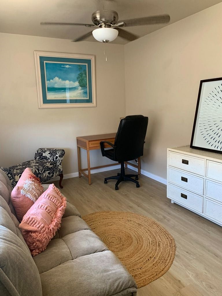 Office/den bedroom 2