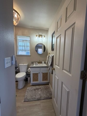 Renovated bathroom, supercute island vibes!