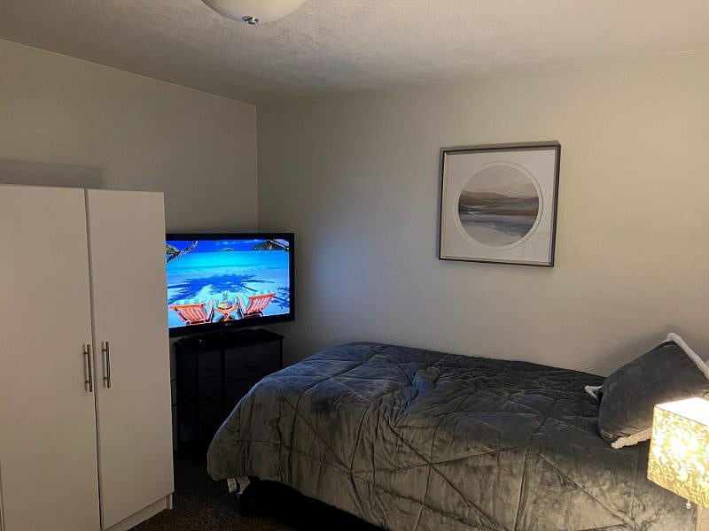 Furnished Finder property 371355_1 photo 9
