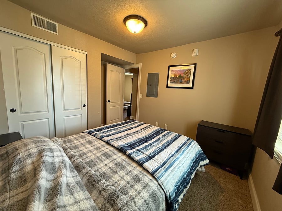Furnished Finder property 371366_3 photo 4