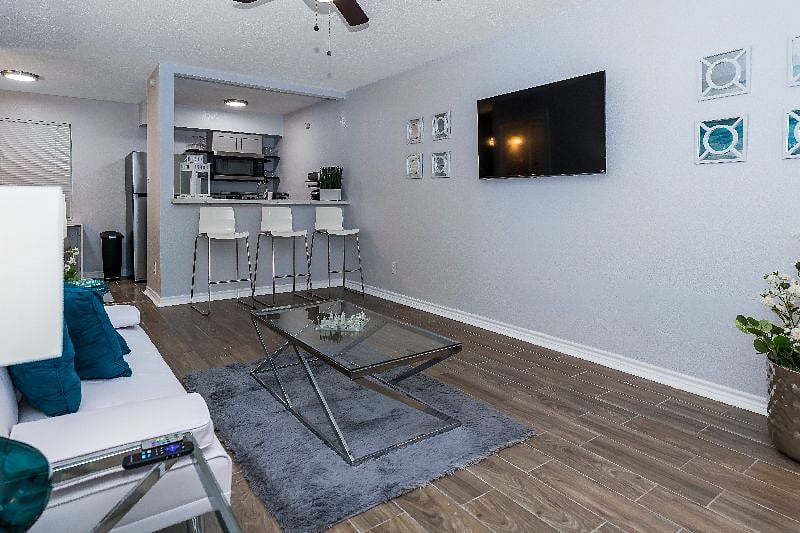 Furnished Finder property 371380_1 photo 4