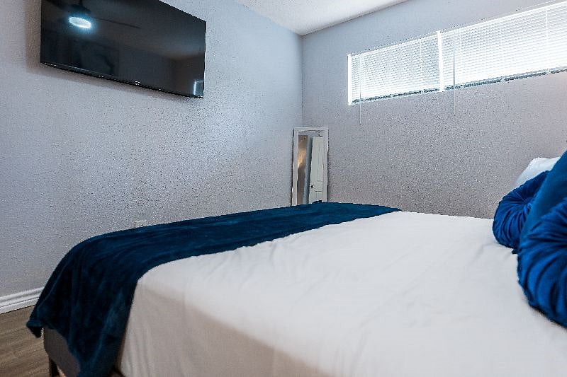Furnished Finder property 371380_1 photo 34