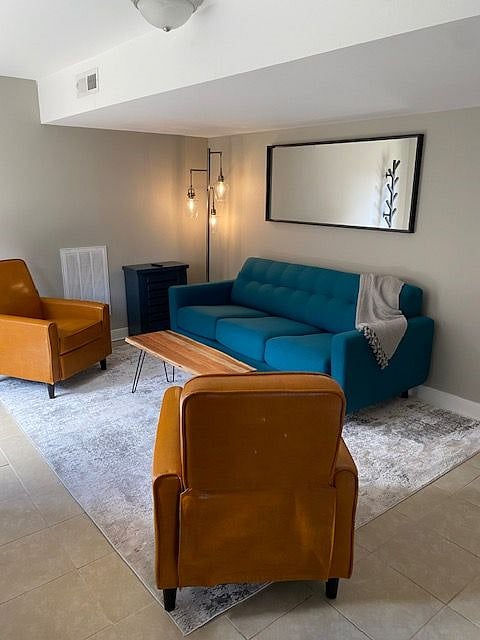 Furnished Finder property 371436_1 photo 1