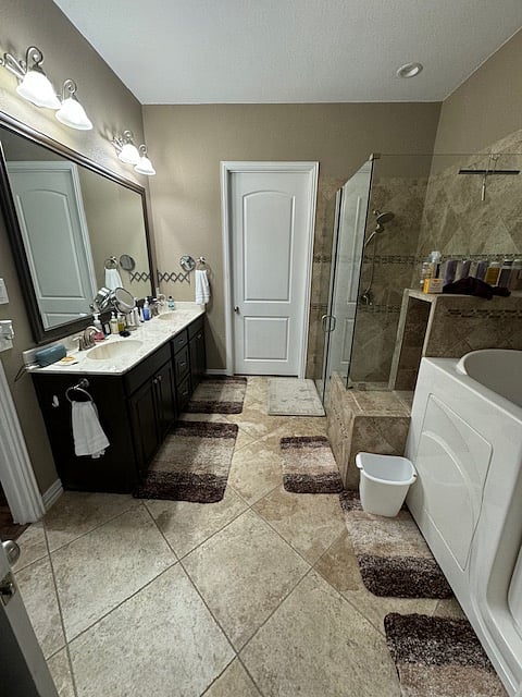 Furnished Finder property 371438_1 photo 3