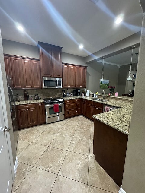 Furnished Finder property 371438_1 photo 9