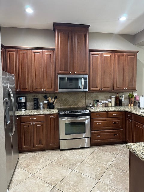 Furnished Finder property 371438_1 photo 11