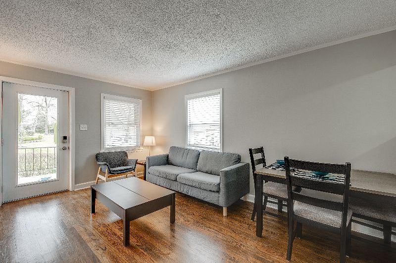 Furnished Finder property 371521_1 photo 4