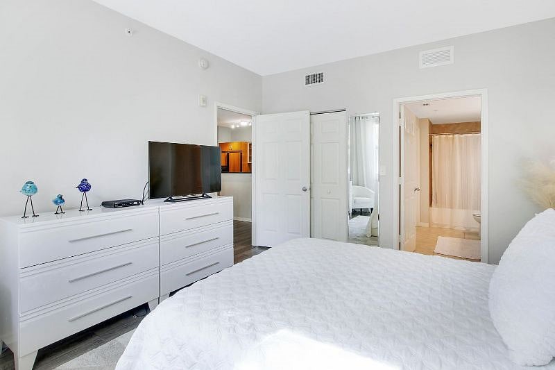 Furnished Finder property 371565_1 photo 13