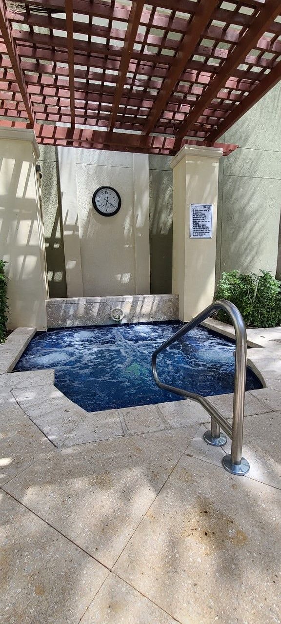 Furnished Finder property 371565_1 photo 20