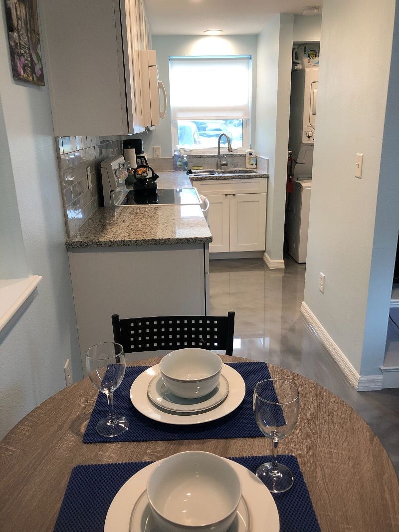 Furnished Finder property 371571_1 photo 5