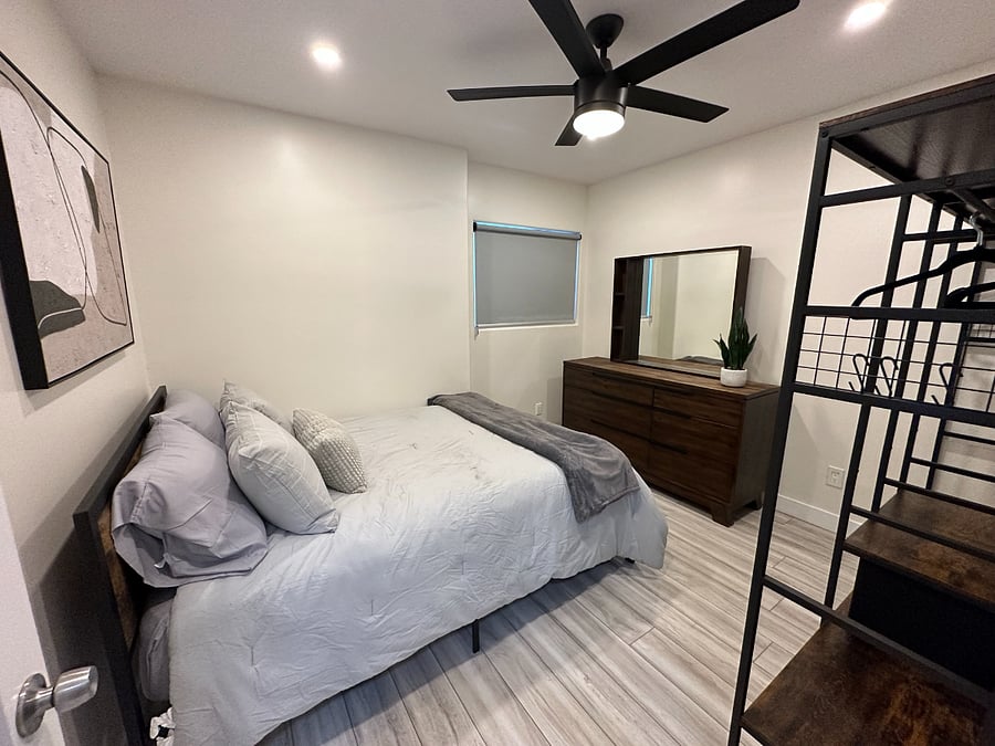 Furnished Finder property 371587_3 photo 30