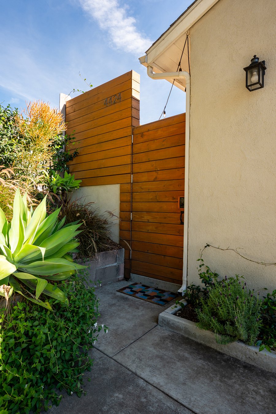 Furnished Finder property 371619_1 photo 10