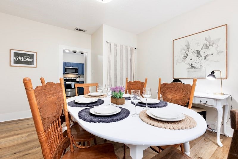 Furnished Finder property 371635_1 photo 14