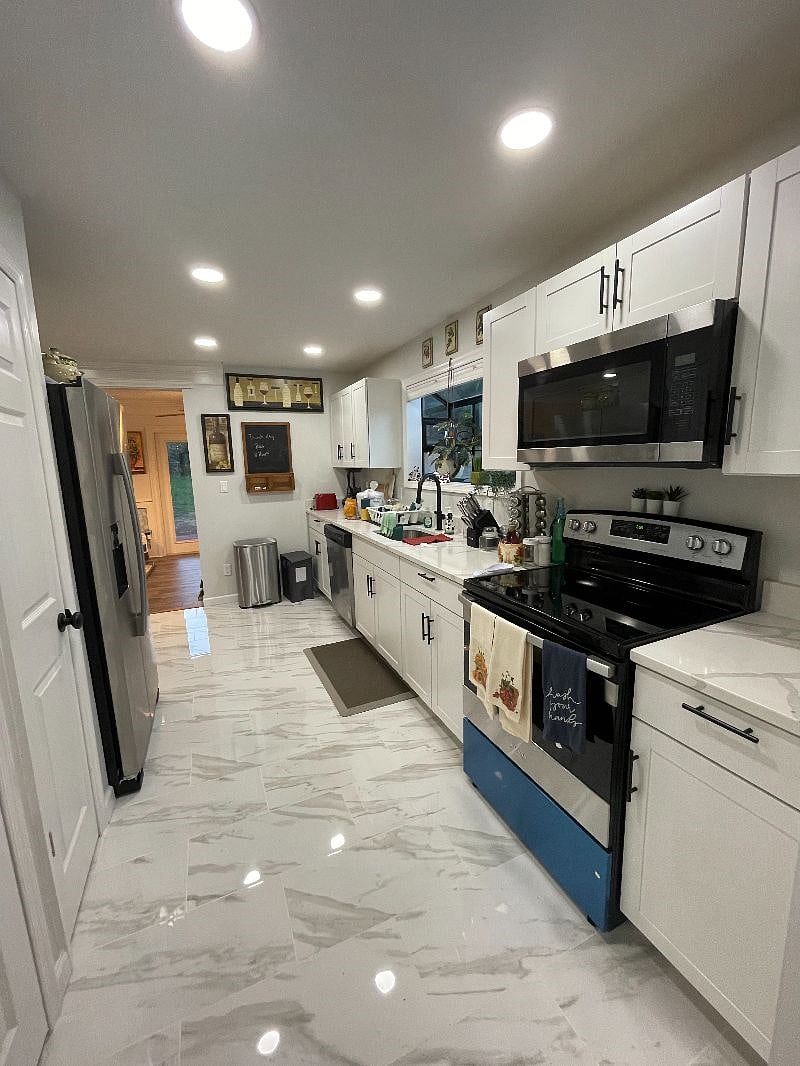 Furnished Finder property 371693_2 photo 16