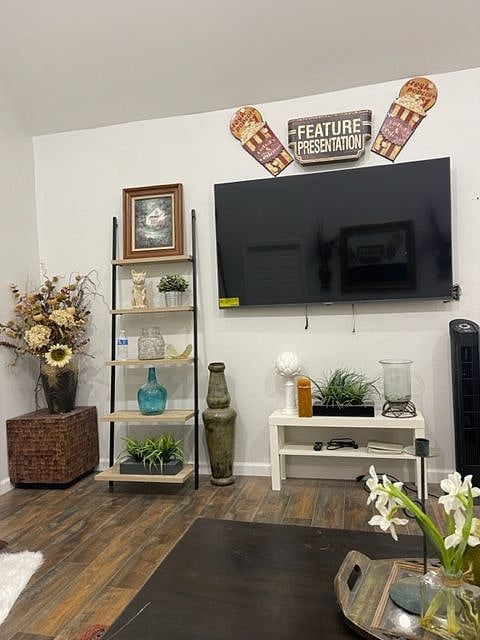Furnished Finder property 371693_3 photo 14