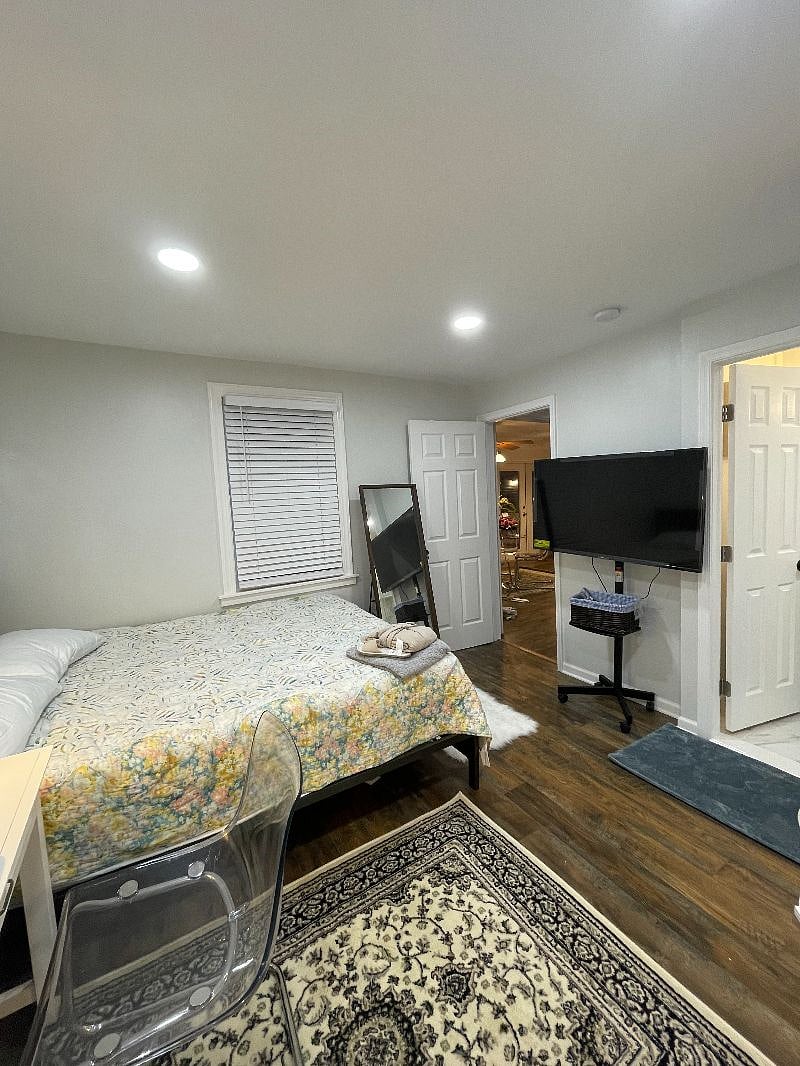 Furnished Finder property 371693_4 photo 3