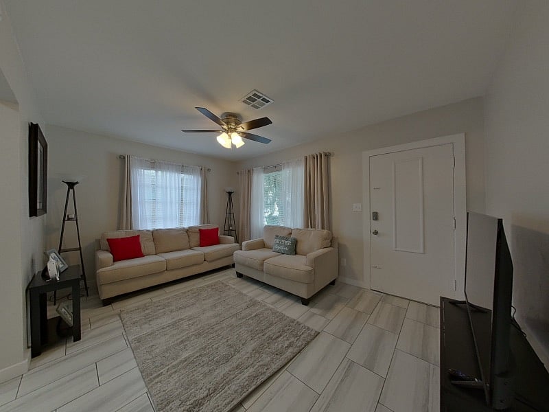 Furnished Finder property 371730_1 photo 4