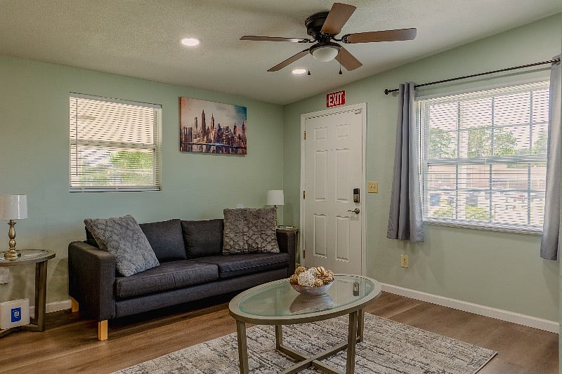 Furnished Finder property 371782_2 photo 7
