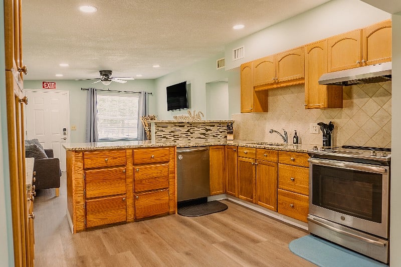 Furnished Finder property 371782_2 photo 11