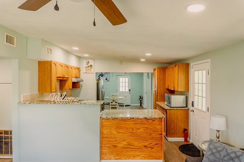 Furnished Finder property 371782_2 photo 18