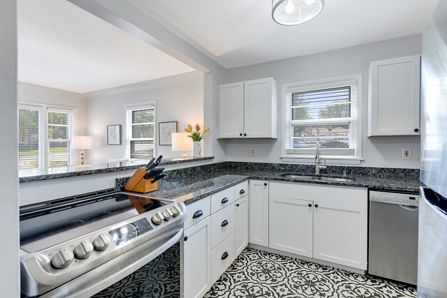 Furnished Finder property 371882_8 photo 11