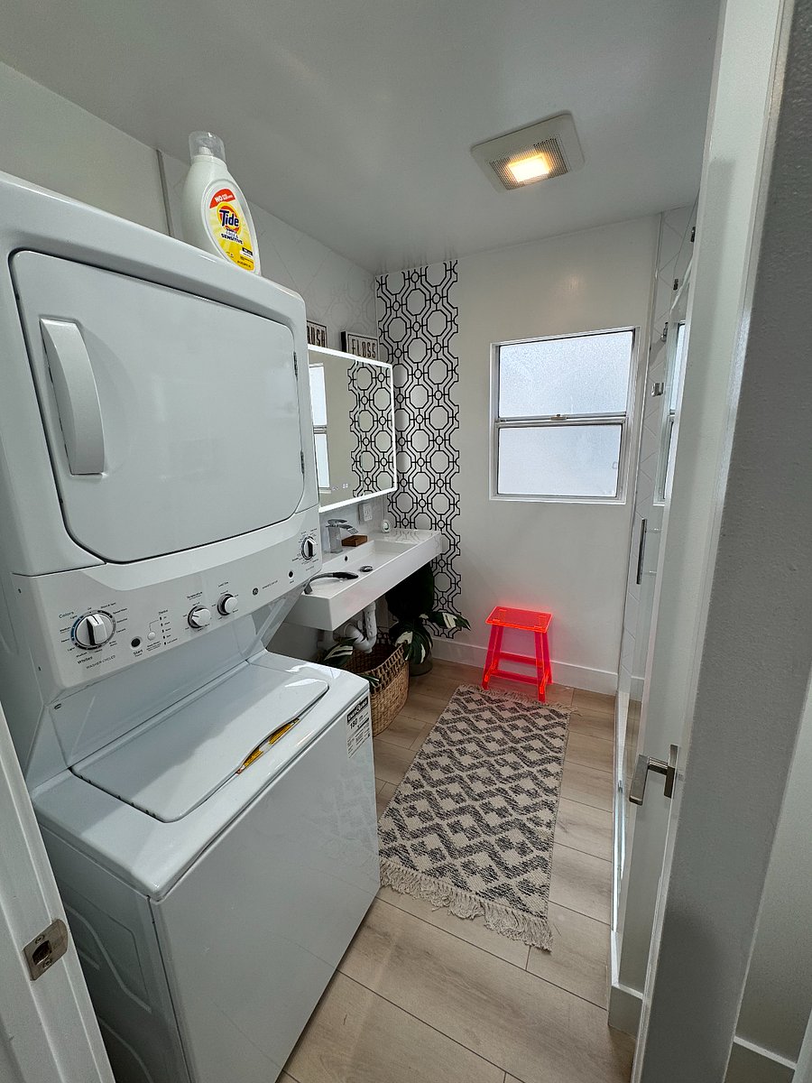 Furnished Finder property 371901_1 photo 14
