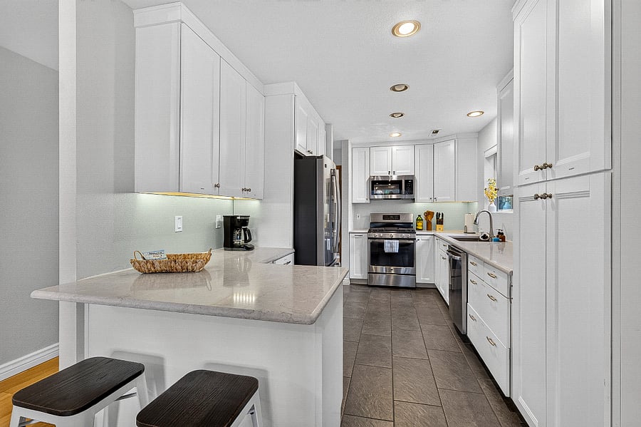 Furnished Finder property 371902_1 photo 6